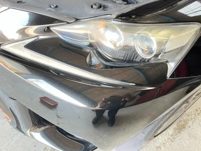 ヘッドライト、ディライトの黄ばみ除去の修理です。レクサス IS300h